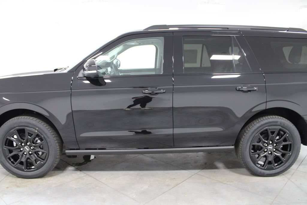 New 2027 Ford Expedition Platinum RWD image 5