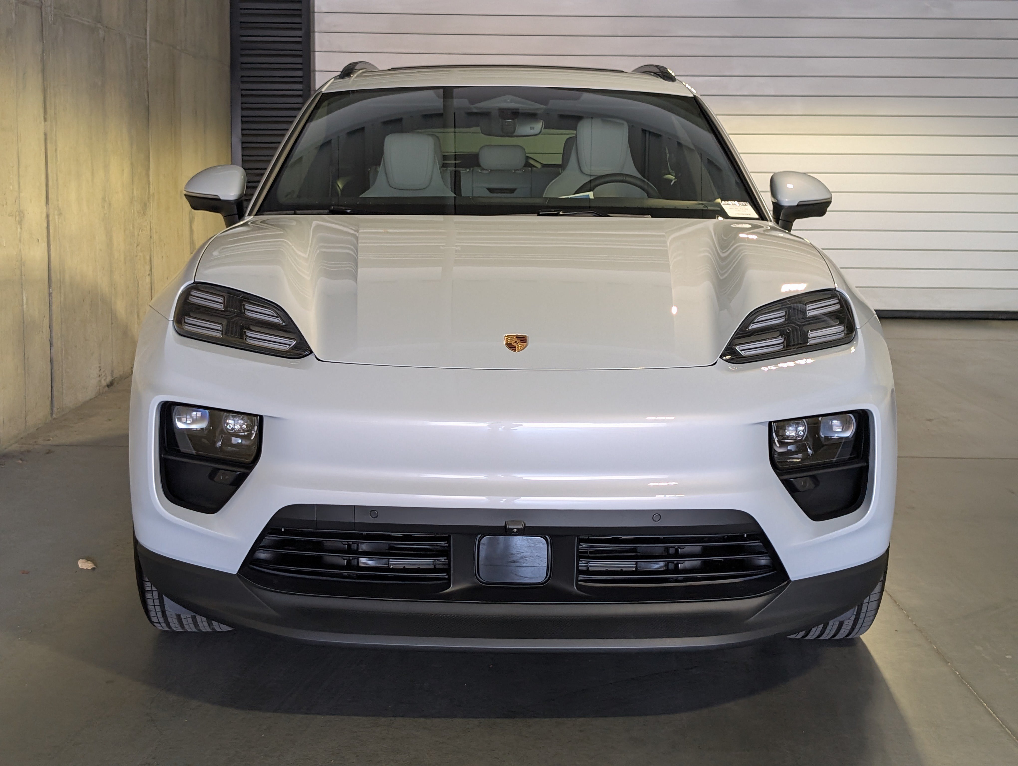 New 2026 Porsche Macan 4 Electric AWD/4WD image 12