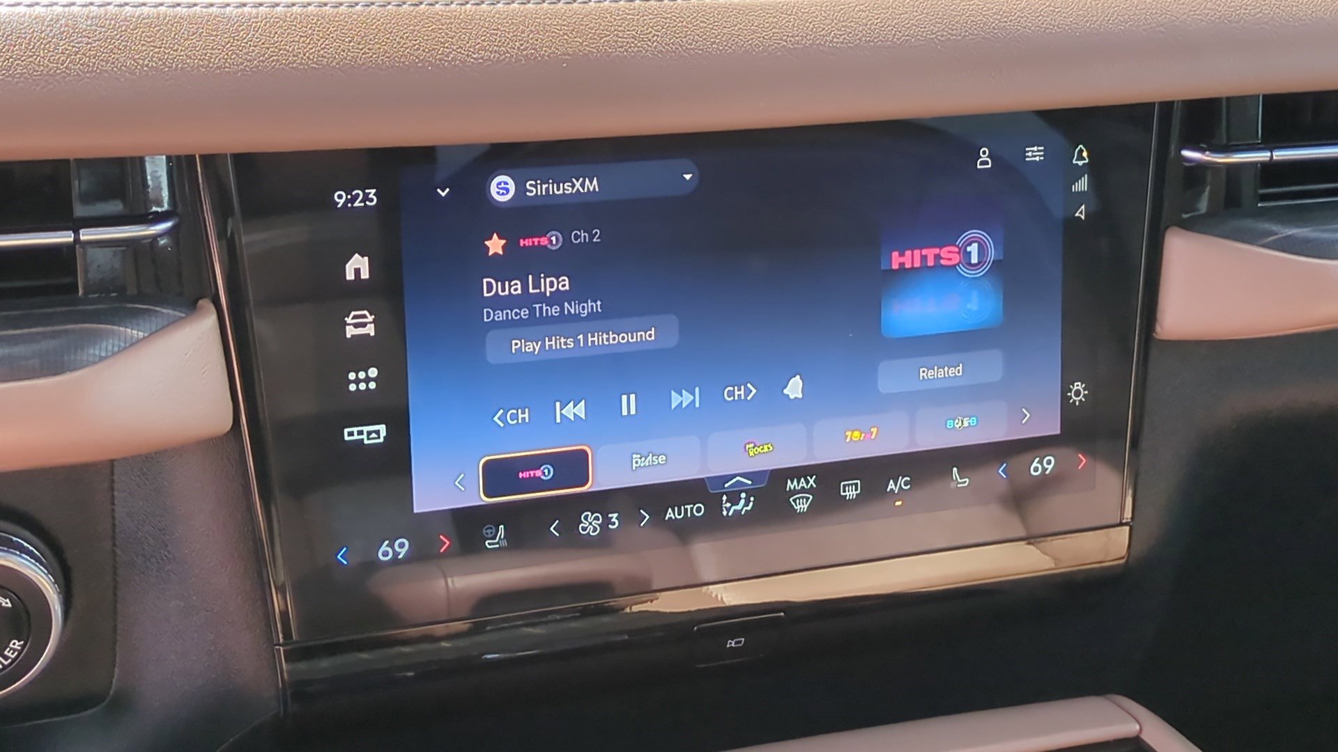 Used 2025 Lincoln Navigator L Black Label AWD/4WD image 24