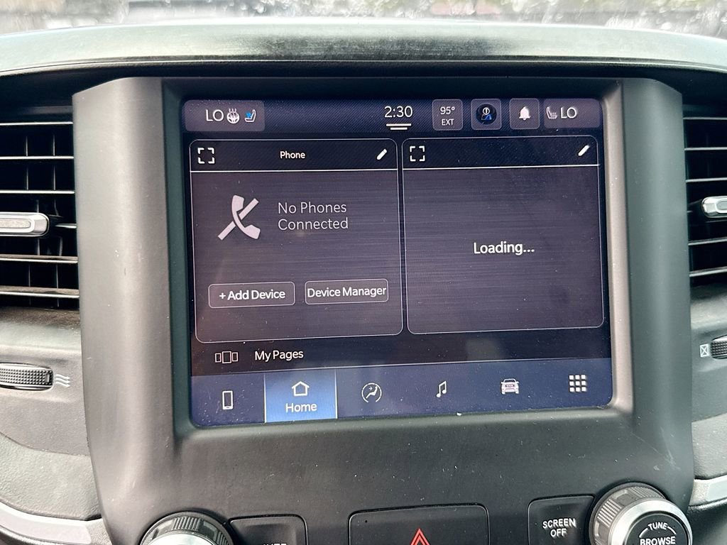 Used 2022 RAM 1500 Laramie AWD/4WD image 11