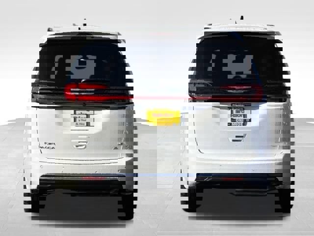 New 2026 Chrysler Pacifica Select image 6