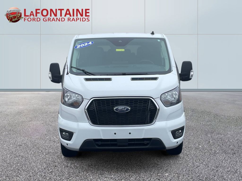Used 2024 Ford Transit 350 XLT image 2