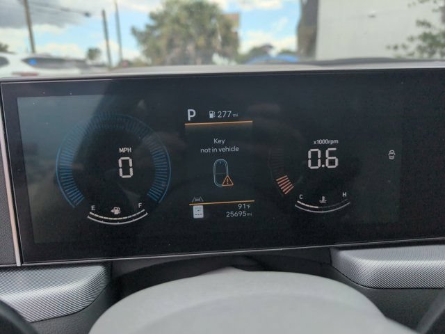Used 2025 Hyundai Sonata SEL FWD image 16