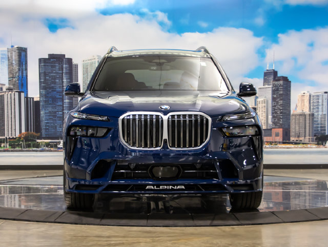 New 2026 BMW ALPINA XB7 AWD/4WD image 3