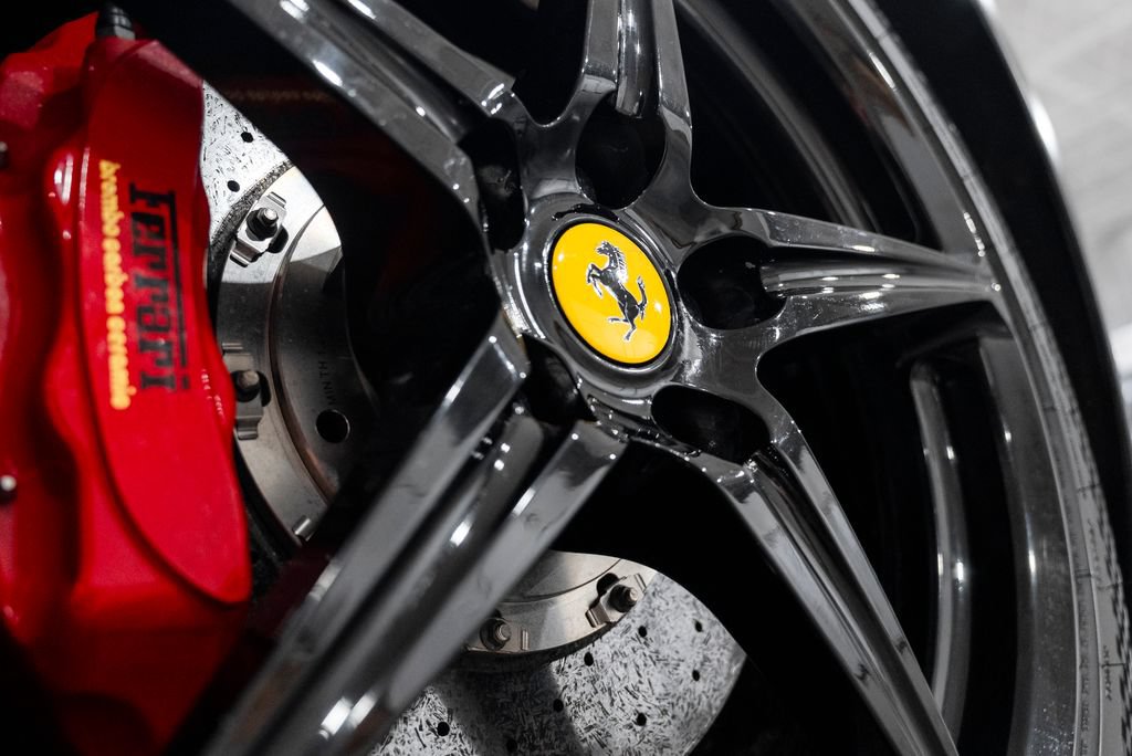 Used 2012 Ferrari 458 Spider RWD image 83