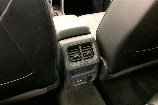 Certified 2023 Volkswagen Tiguan SE w/ Panoramic Sunroof Package image 35
