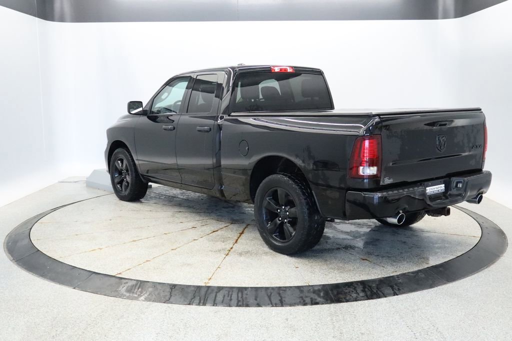 Used 2015 RAM 1500 Express w/ Black Ram 1500 Express Group image 3