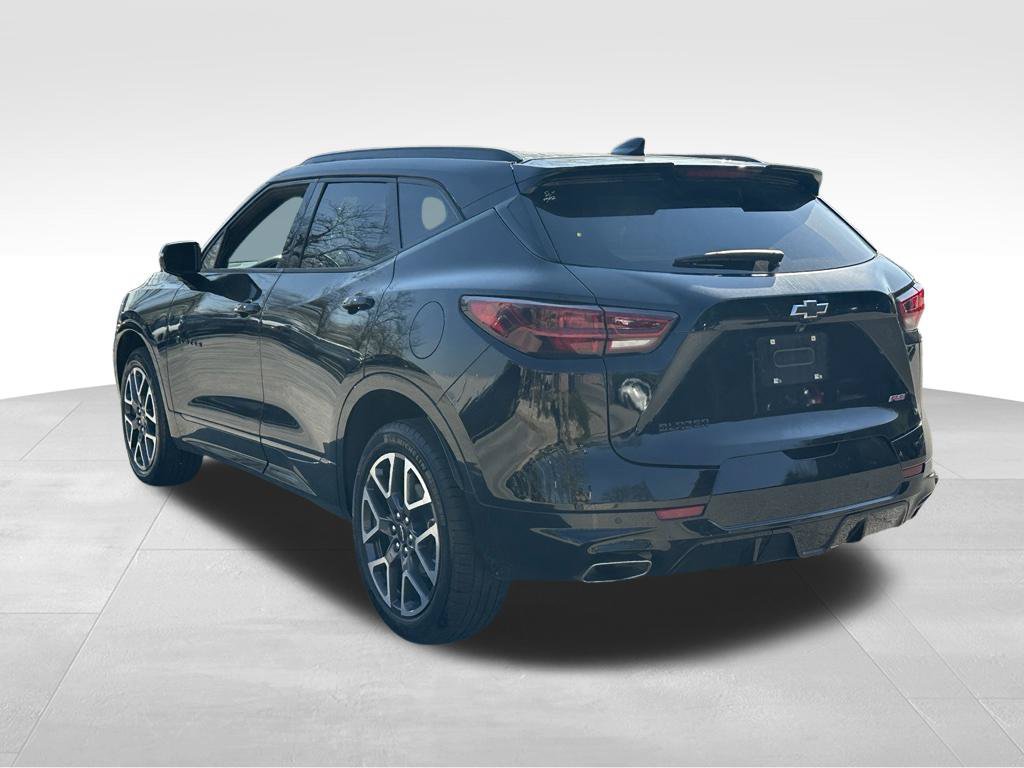 Used 2025 Chevrolet Blazer RS FWD image 10