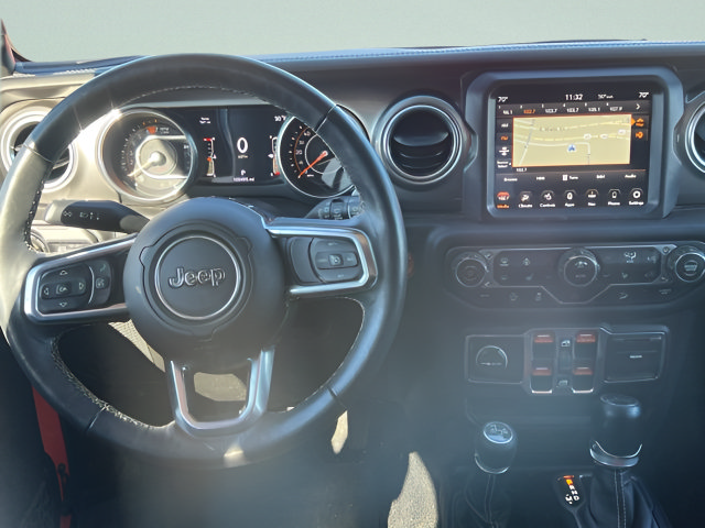 Used 2018 Jeep Wrangler Unlimited Sahara AWD/4WD image 9