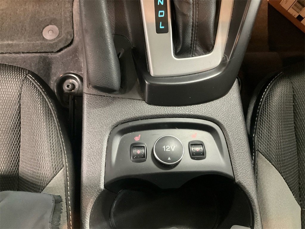 Used 2014 Ford Focus SE w/ SE Winter Package image 29
