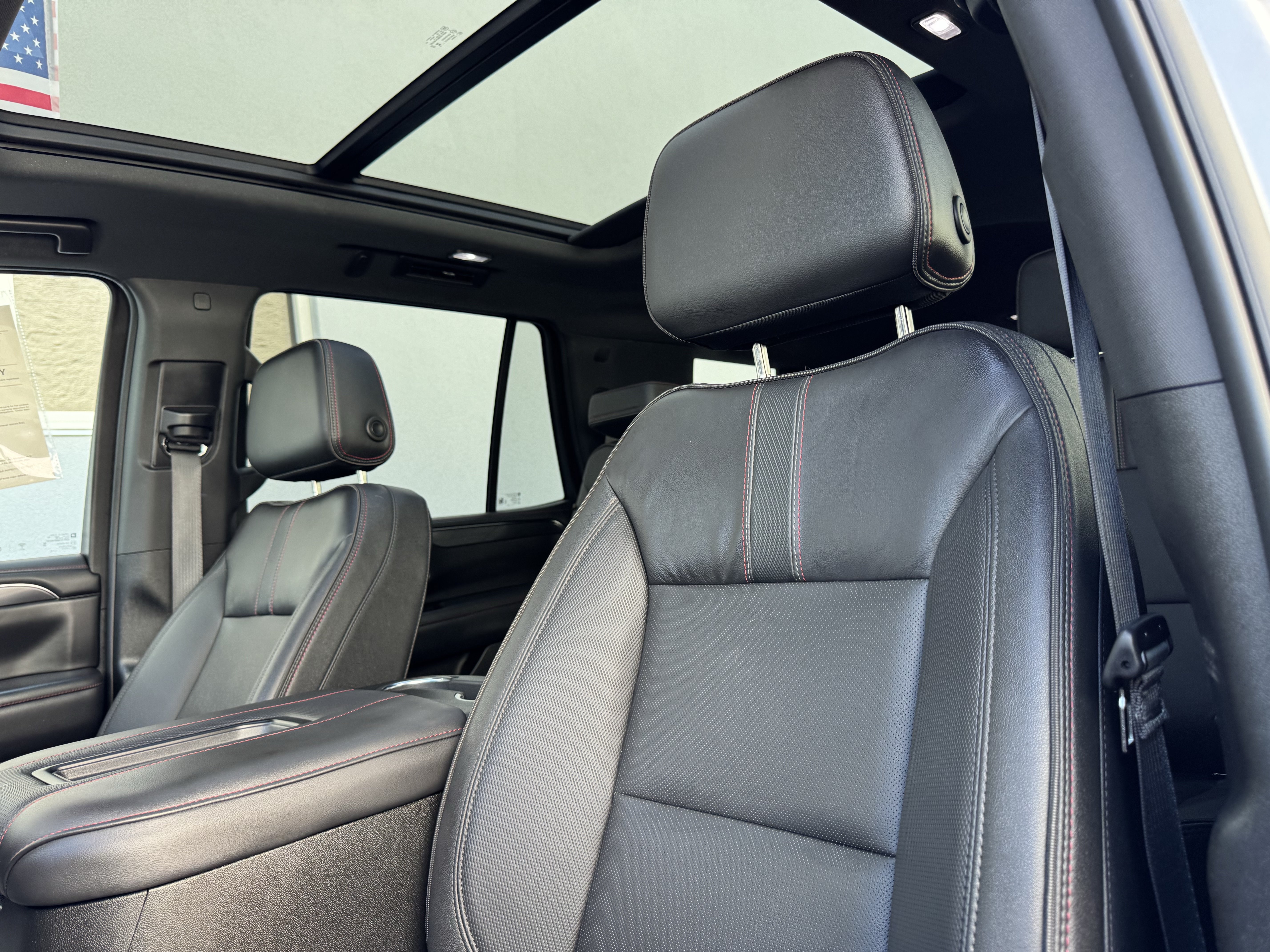 Used 2024 Chevrolet Tahoe RST w/ Luxury Package AWD/4WD image 14
