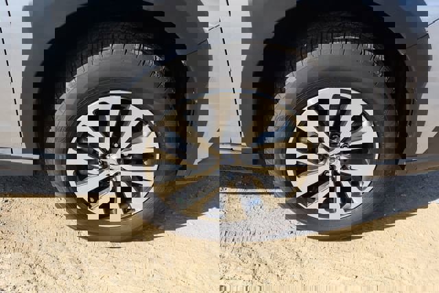 Certified 2025 Subaru Outback Premium image 38