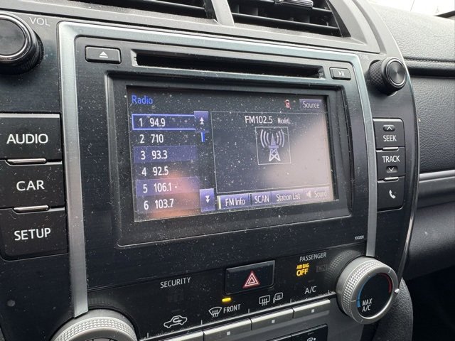 Used 2014 Toyota Camry image 3