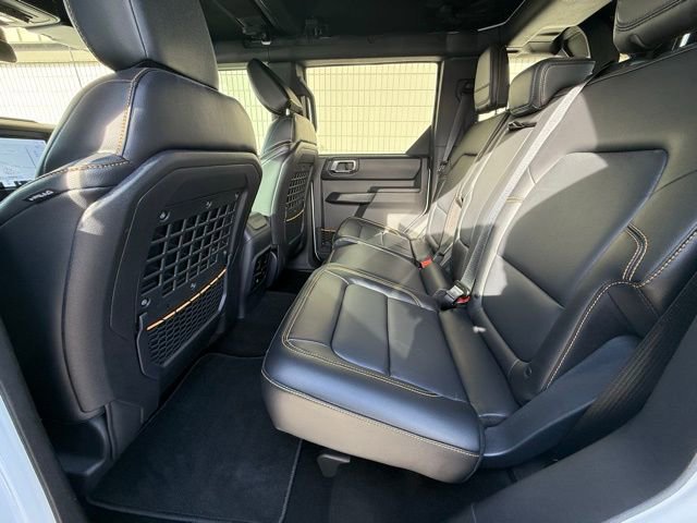 Used 2024 Ford Bronco Badlands image 25
