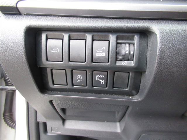 Used 2020 Subaru Forester Premium image 21