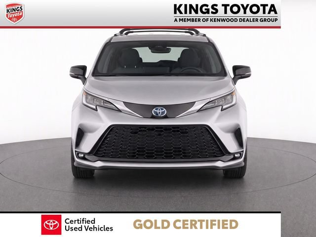 Certified 2024 Toyota Sienna XSE w/ XSE Premium Package FWD image 6