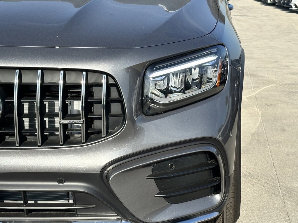 New 2025 Mercedes-Benz GLB 35 AMG 4MATIC image 8