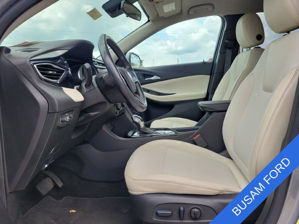 Used 2023 Buick Encore GX Preferred w/ Cold Weather Comfort Package FWD image 9