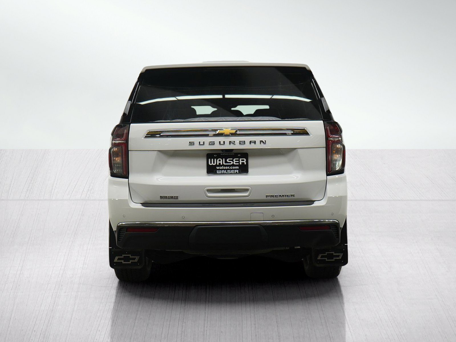 Used 2024 Chevrolet Suburban Premier AWD/4WD image 4