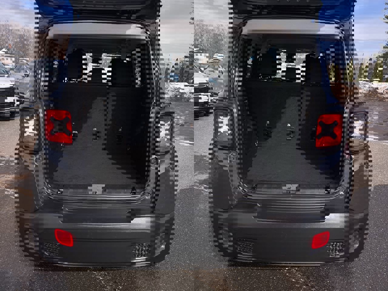 Used 2023 Jeep Renegade Latitude image 11