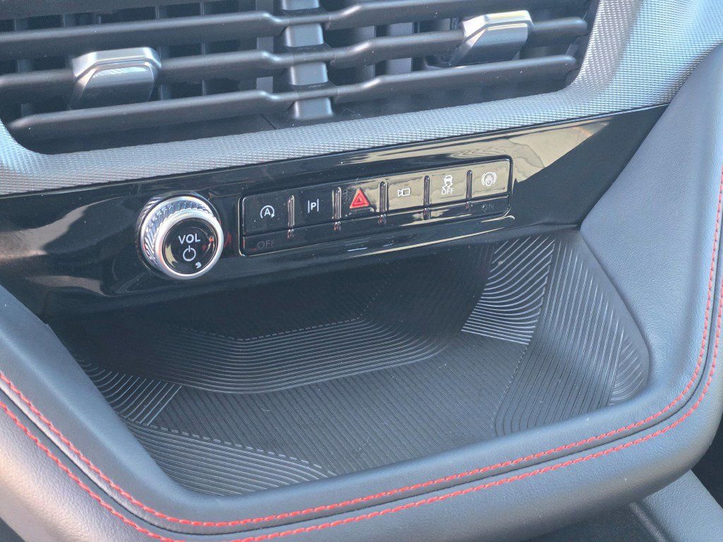 New 2026 Ford Explorer ST-Line w/ ST-Line Street Pack image 27