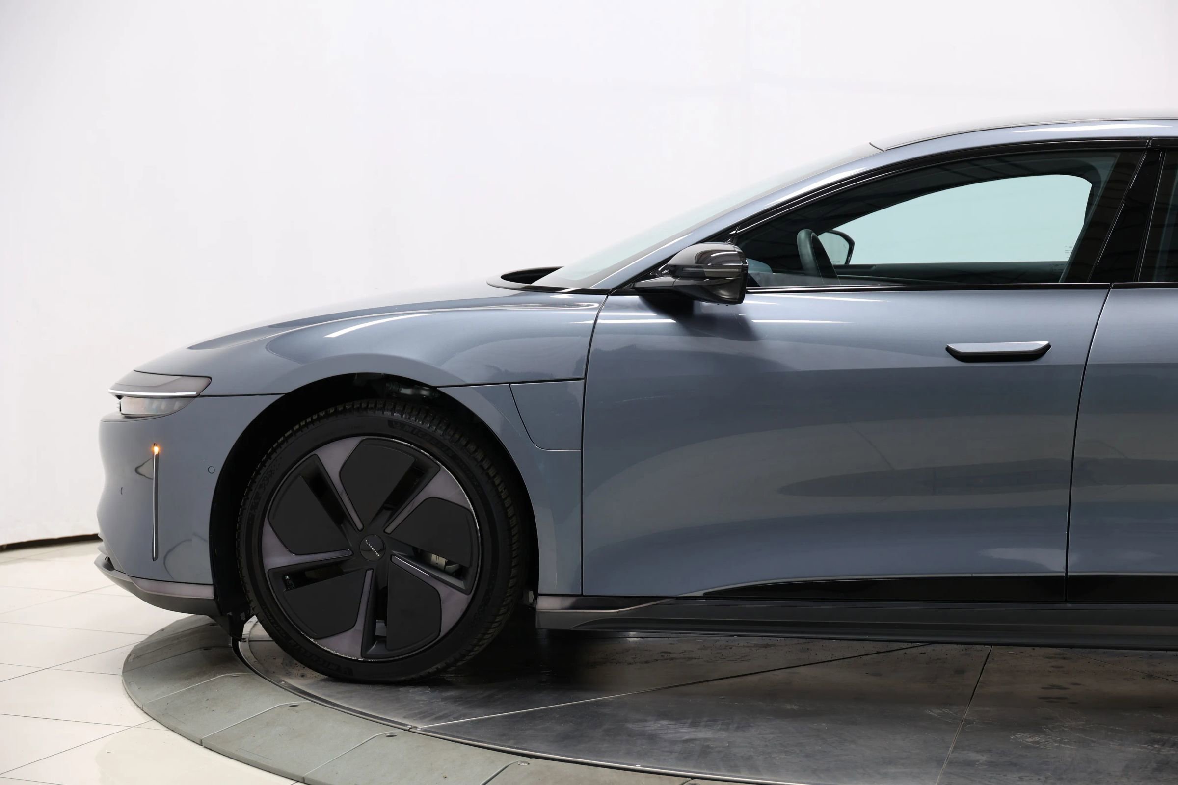 Used 2024 Lucid Air Pure image 7