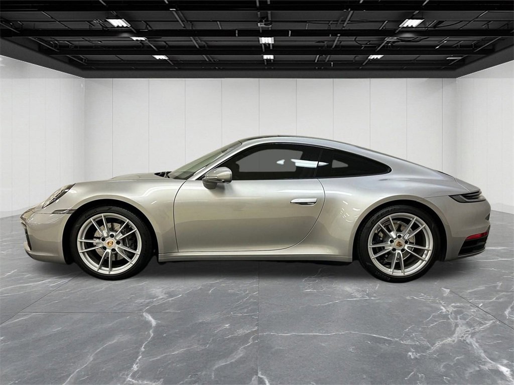 Used 2024 Porsche 911 Carrera image 2