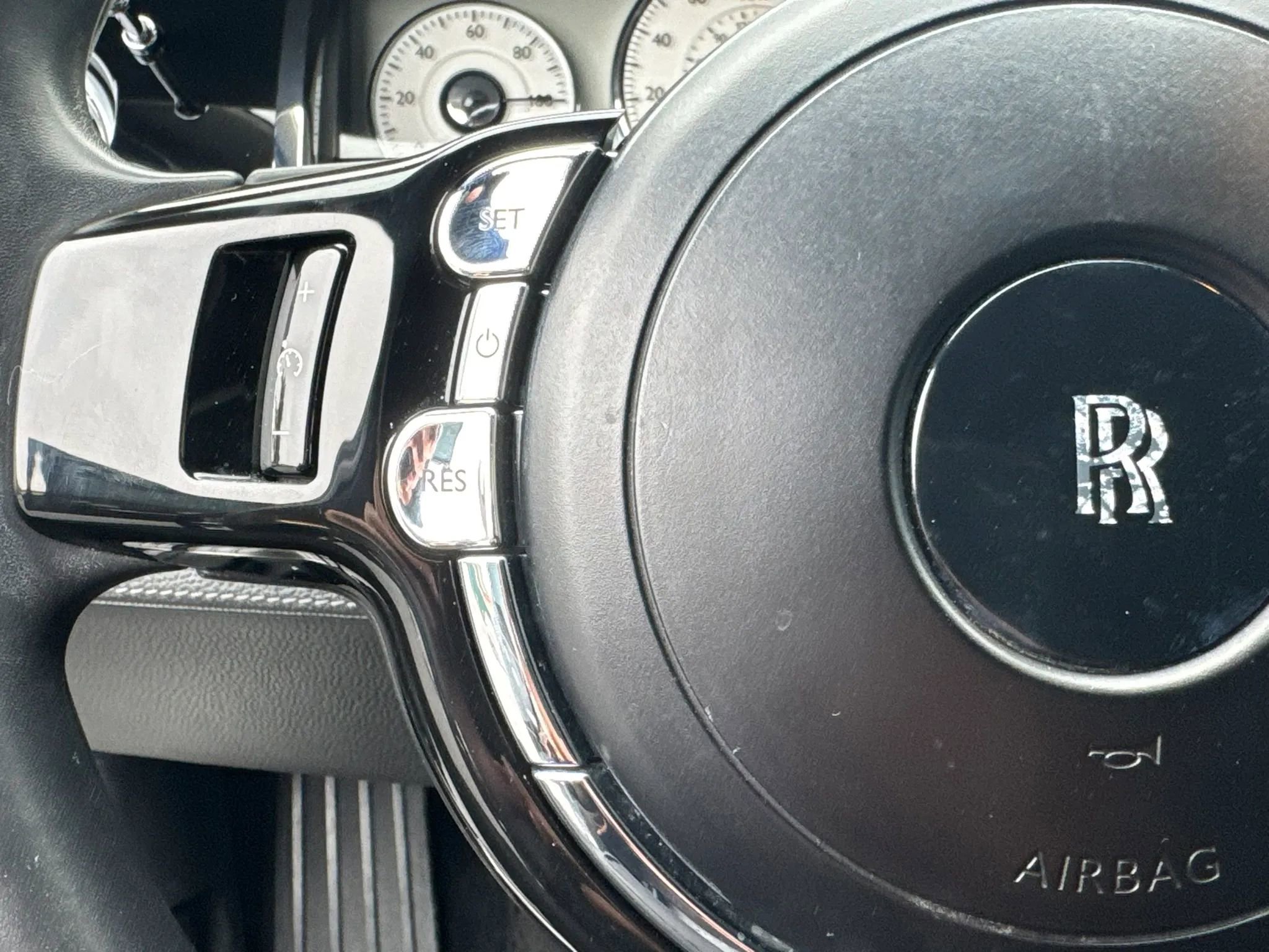 Used 2013 Rolls-Royce Ghost RWD image 12