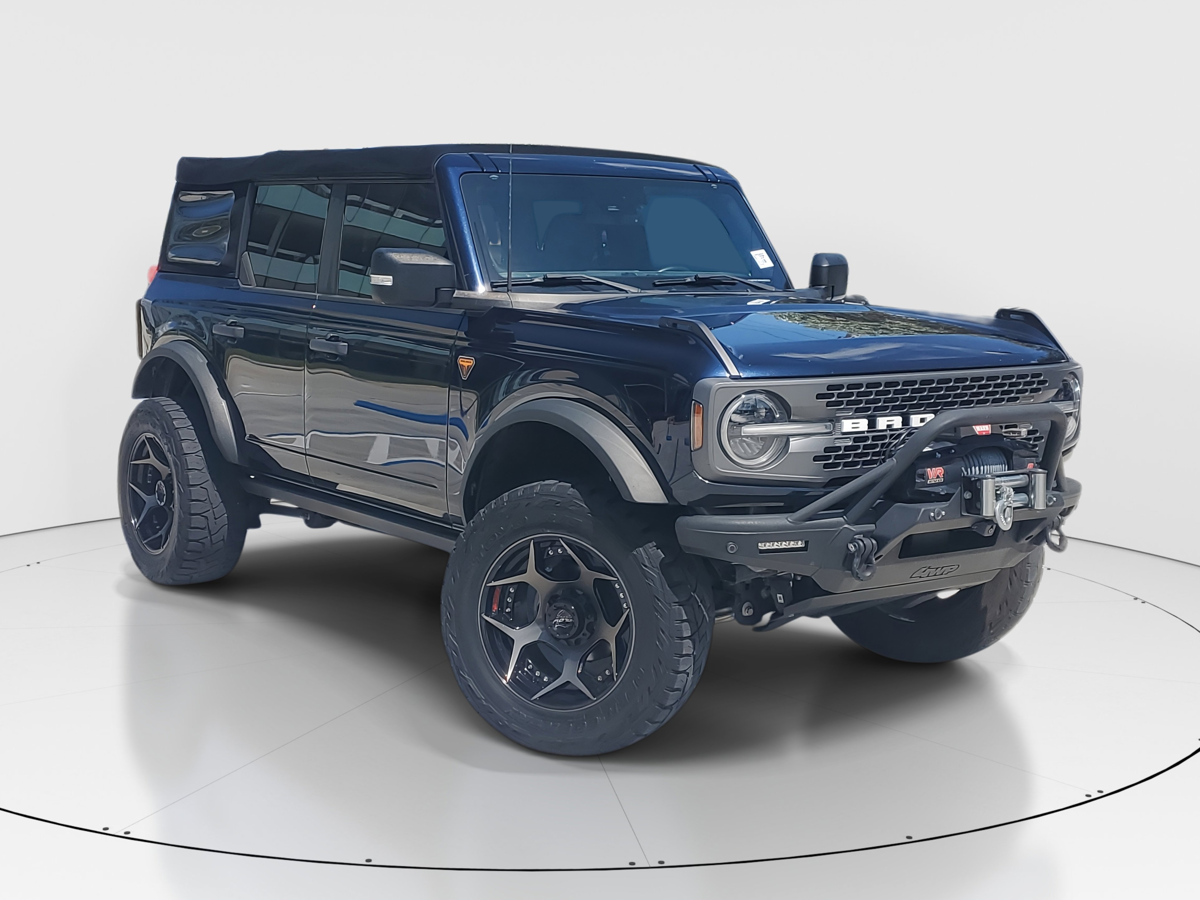 Used 2021 Ford Bronco Badlands image 2