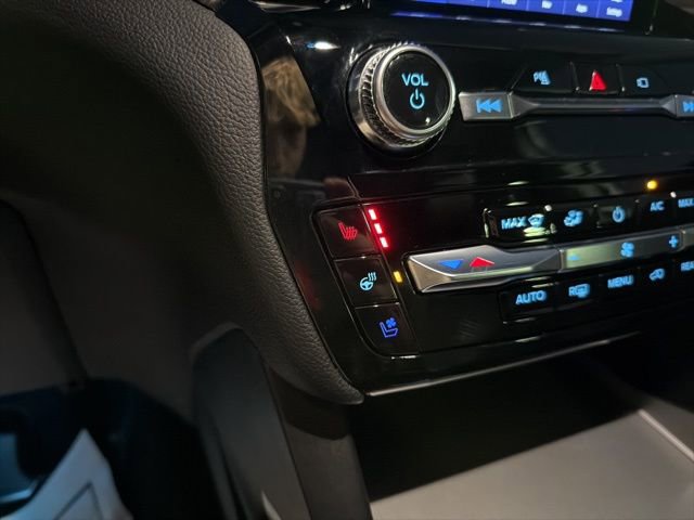 Certified 2022 Ford Explorer Limited w/ Limited Technology Package image 36