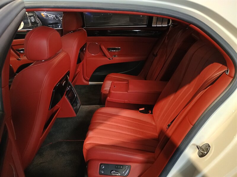 Used 2015 Bentley Flying Spur V8 AWD/4WD image 13