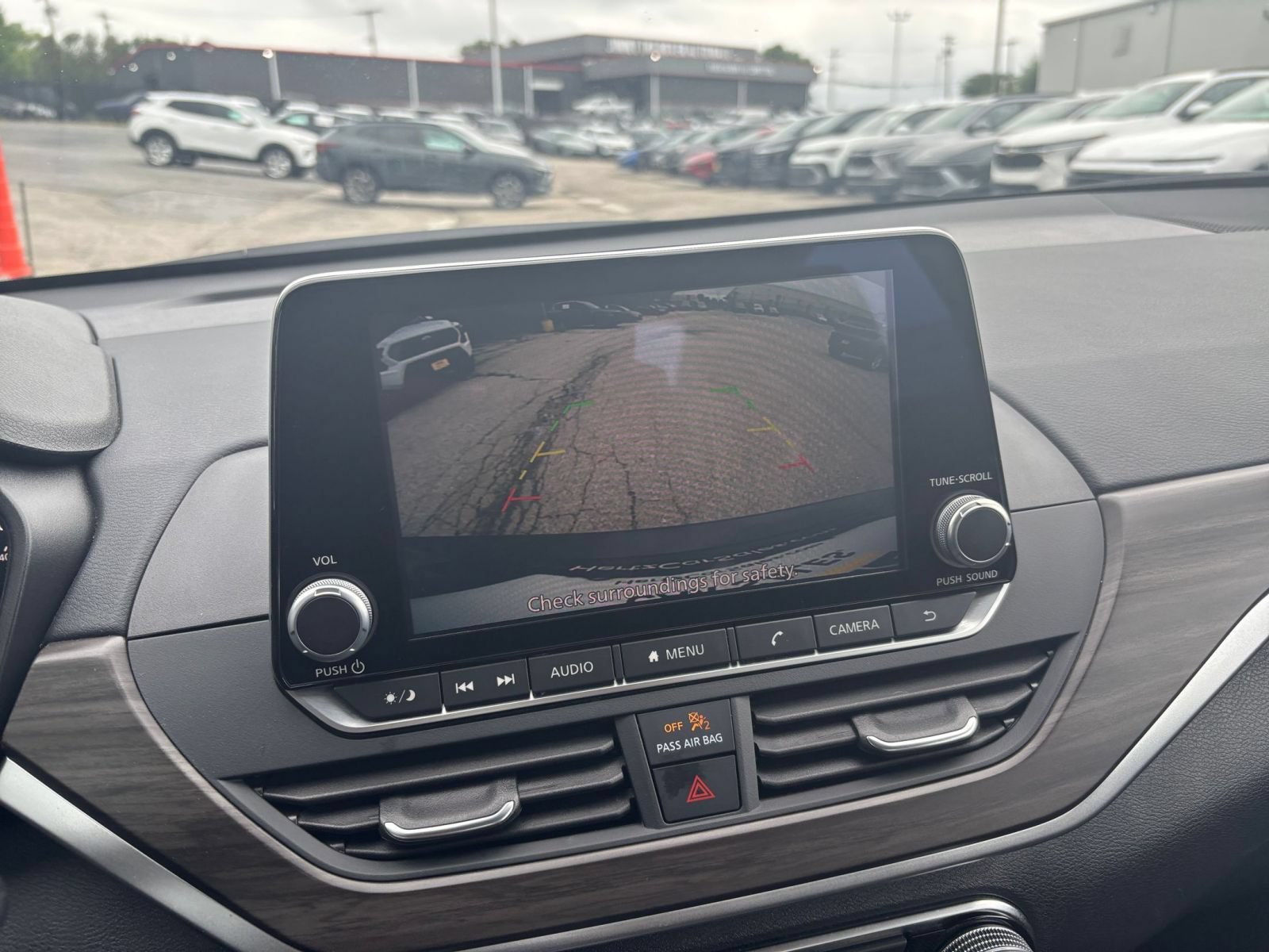 Used 2025 Nissan Altima 2.5 SV FWD image 20