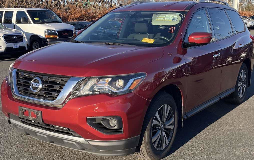 Used 2017 Nissan Pathfinder S