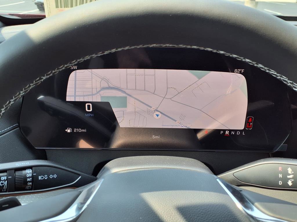 New 2026 Chevrolet Traverse LT w/ LPO, Floor Liner Package image 8