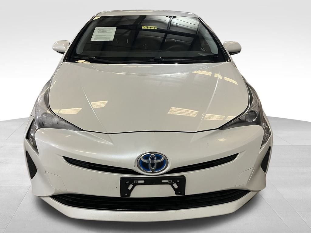 Used 2016 Toyota Prius Two image 8