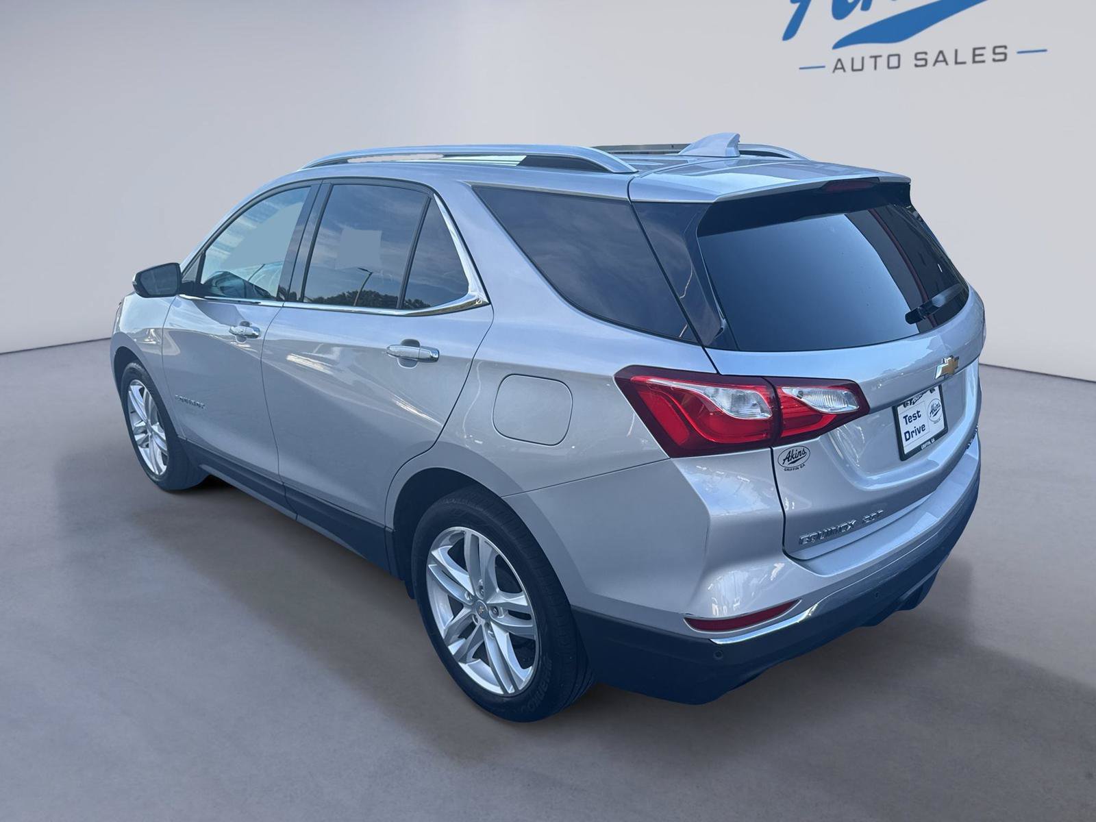 Used 2020 Chevrolet Equinox Premier AWD/4WD image 7