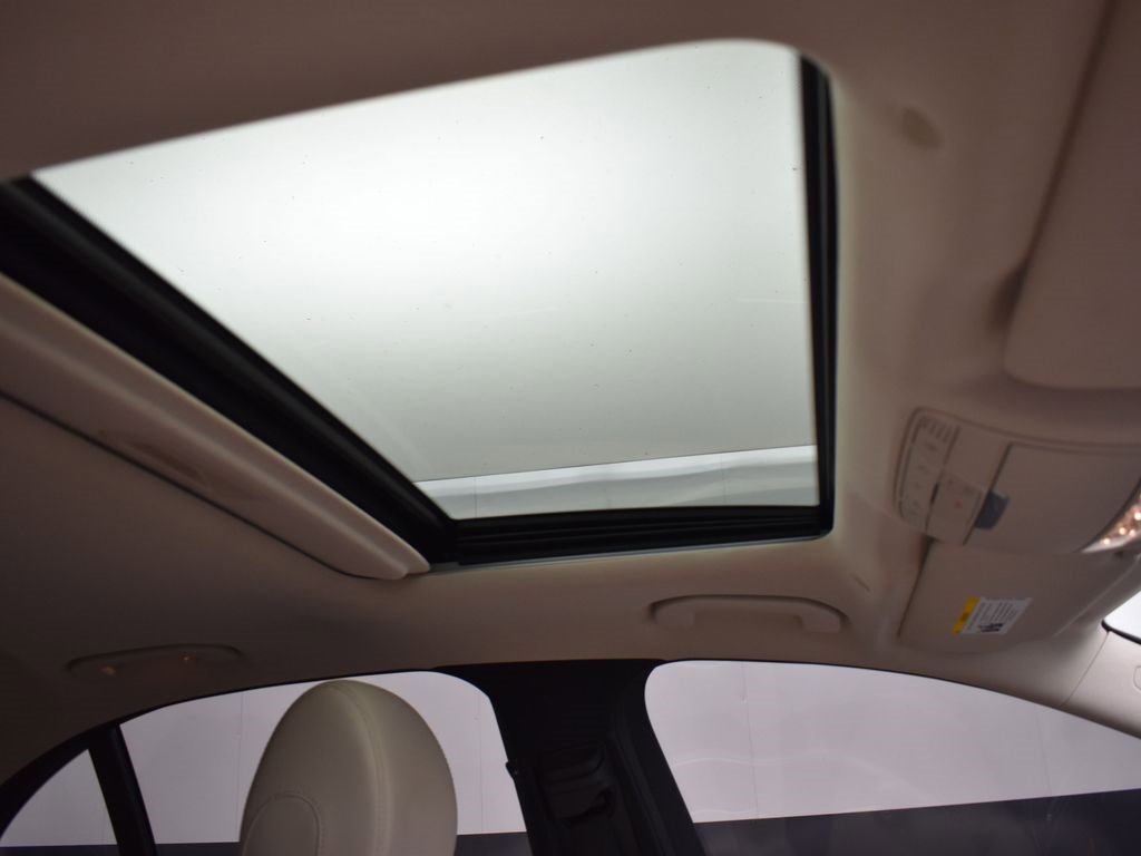 Used 2021 Mercedes-Benz E 350 Sedan image 26