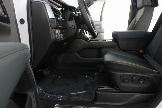 New 2026 GMC Yukon XL AT4 w/ AT4 Premium Plus Package image 21