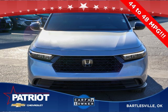 Used 2025 Honda Accord Sport image 2