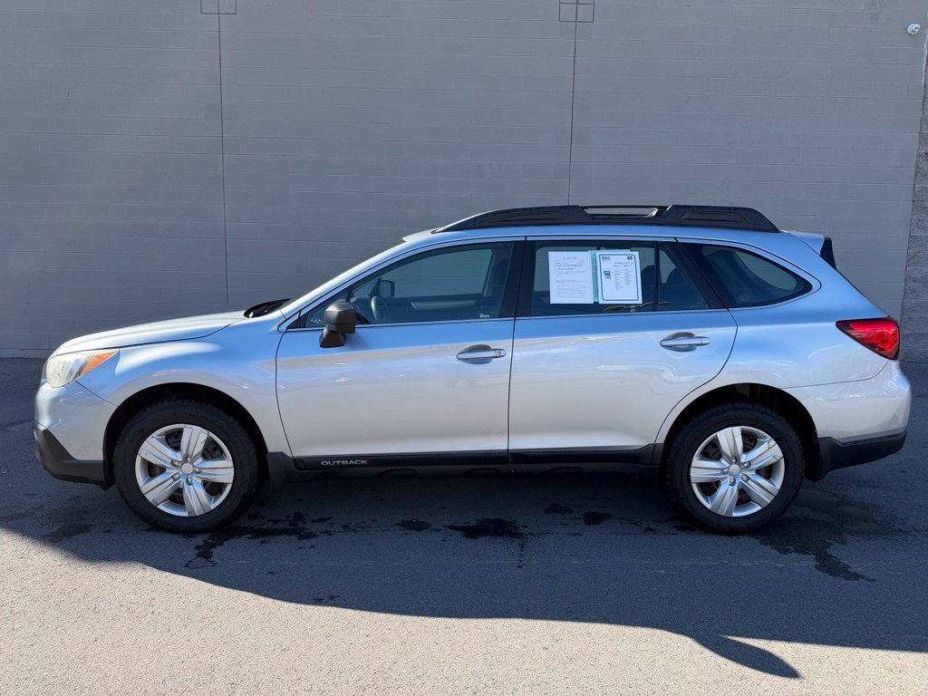 Used 2015 Subaru Outback 2.5i AWD/4WD image 2