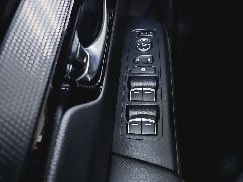Used 2023 Honda CR-V EX-L image 20