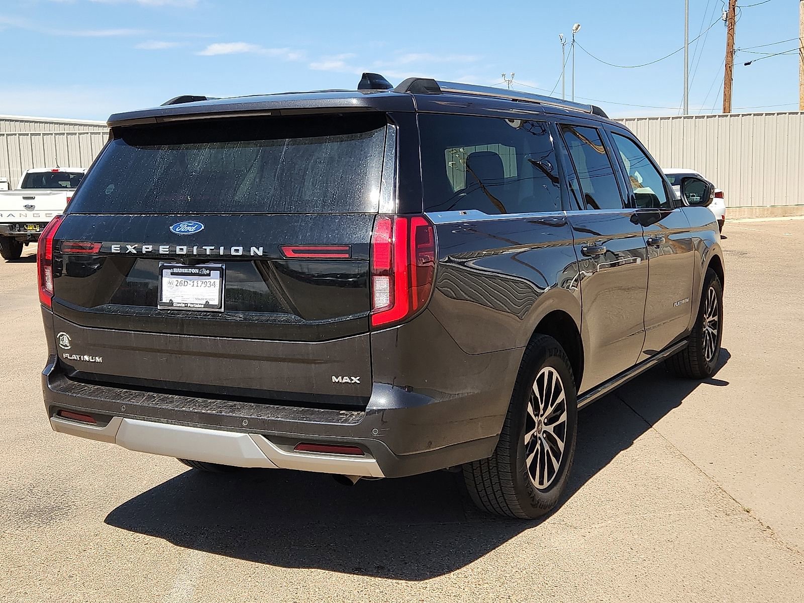 Used 2025 Ford Expedition Max Platinum AWD/4WD image 4