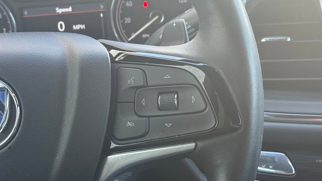Used 2024 Buick Enclave Essence FWD image 16