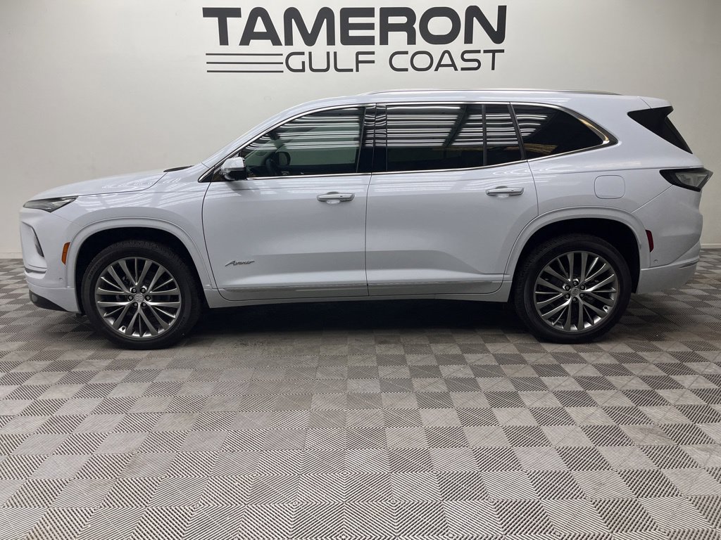 New 2026 Buick Enclave Avenir w/ Super Cruise Package AWD/4WD image 2