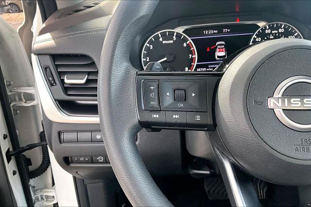 Certified 2023 Nissan Rogue SV FWD image 23
