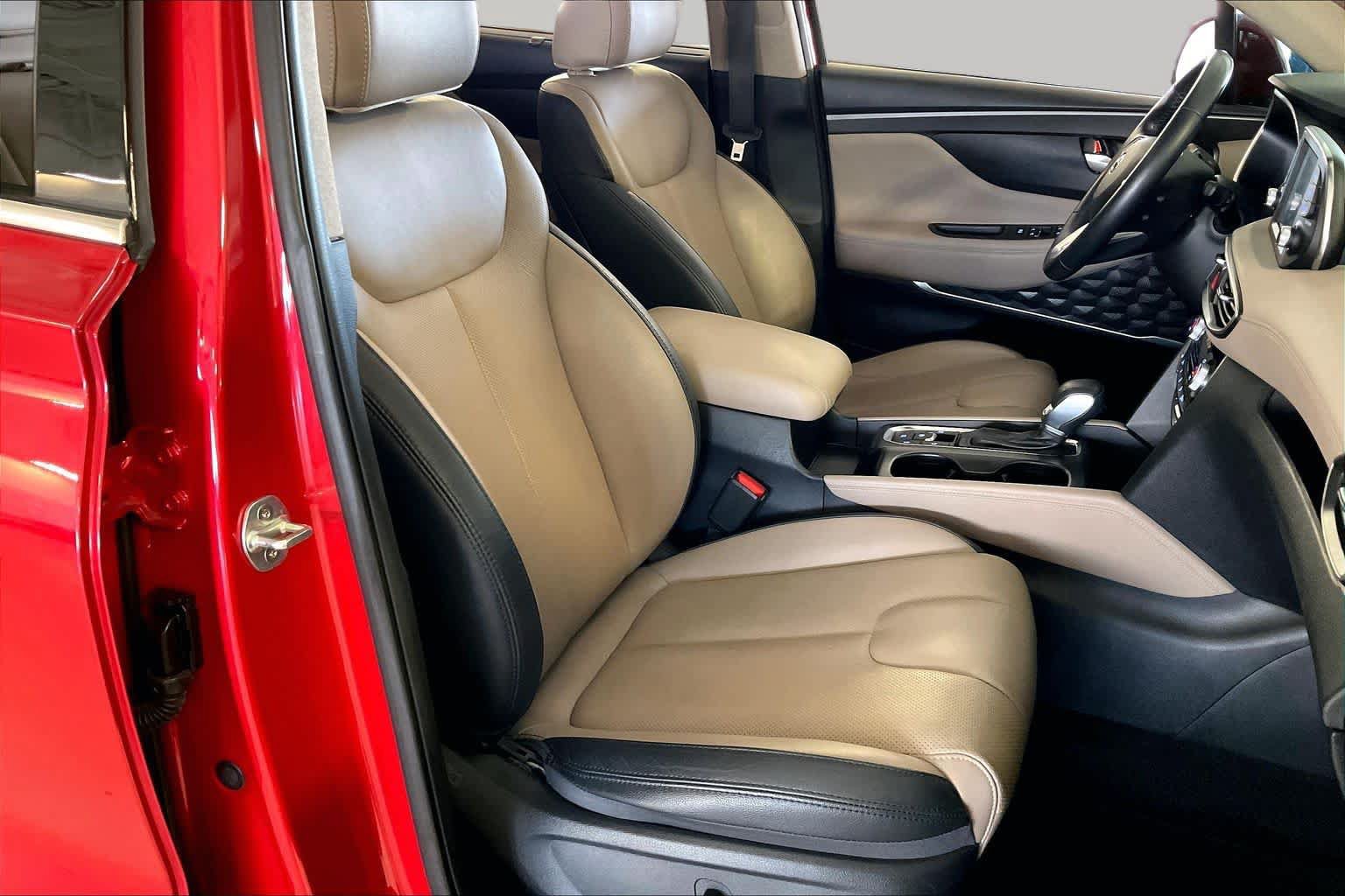Used 2020 Hyundai Santa Fe SEL w/ Convenience + Premium Package FWD image 8