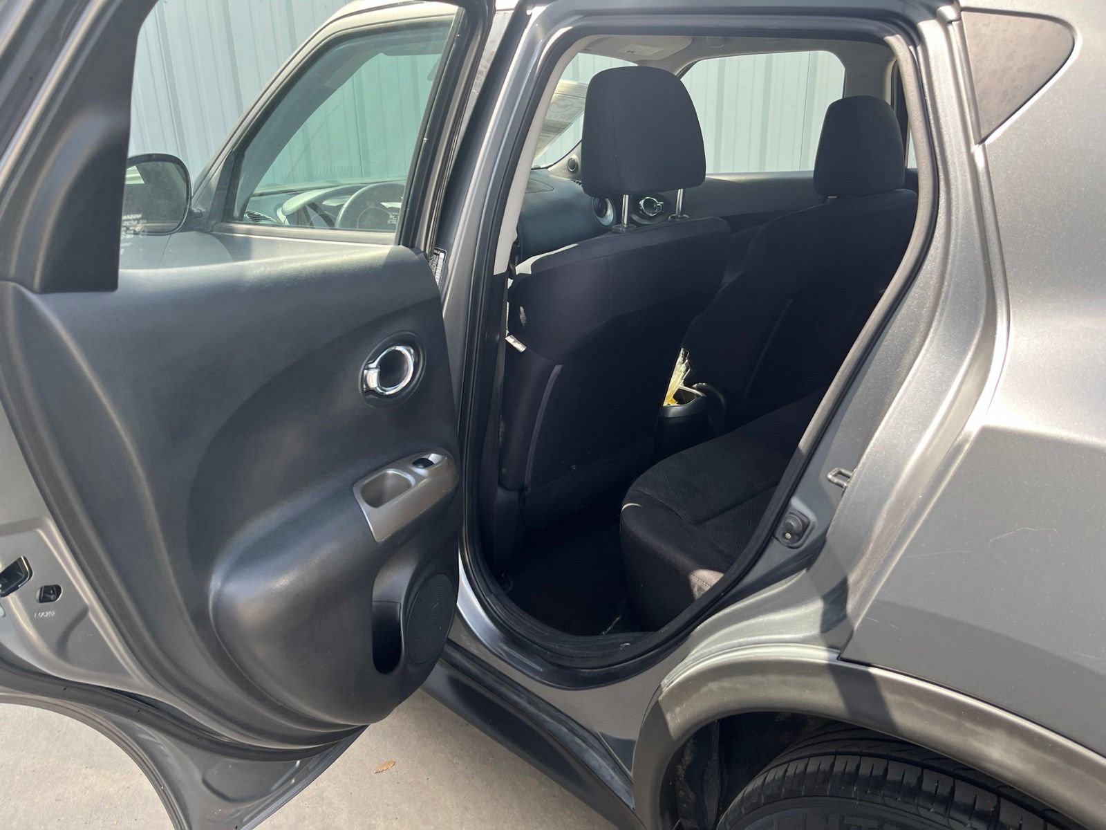 Used 2014 Nissan Juke S FWD image 12