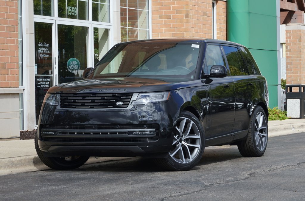 New 2026 Land Rover Range Rover SE