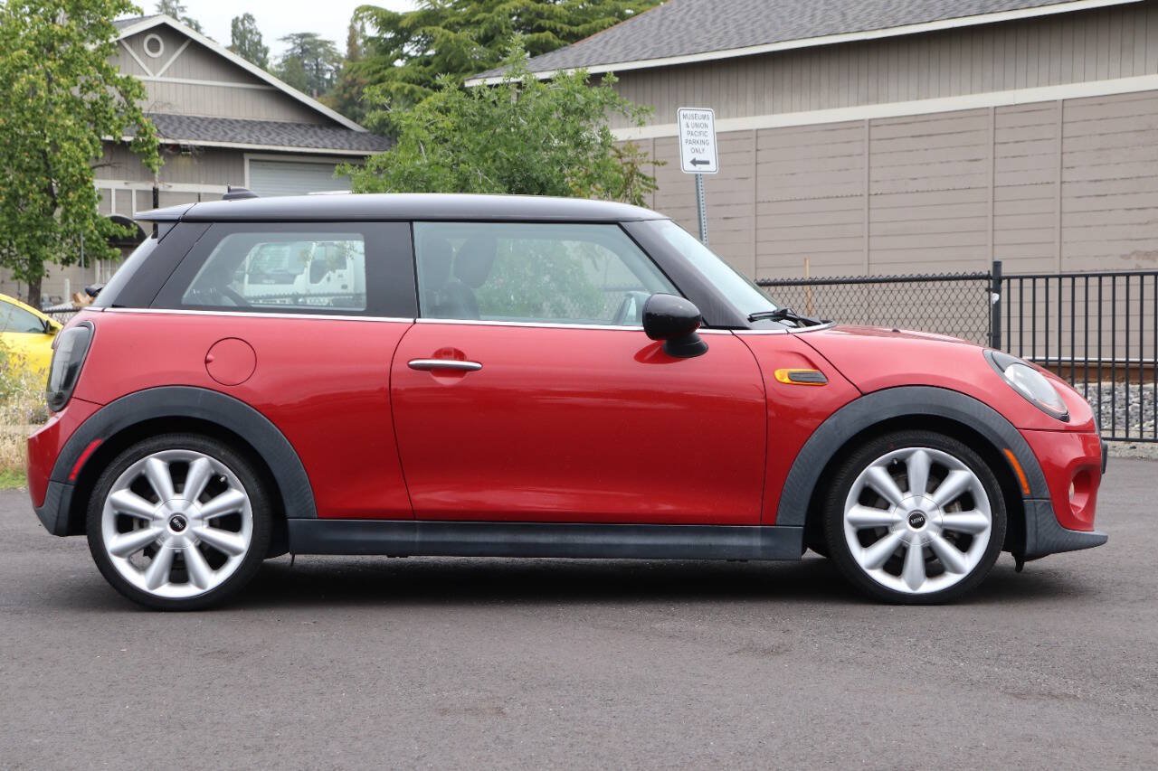 Used 2014 MINI Cooper 2-Door Hardtop FWD image 10