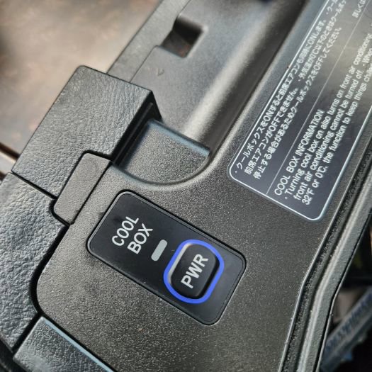 Used 2013 Toyota Land Cruiser AWD/4WD image 33